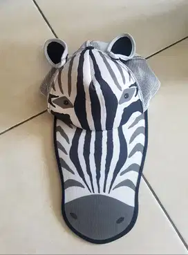 topi zebra dari taiwan