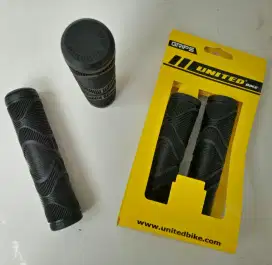 Handpad hand grips united grip sepeda plus penutup