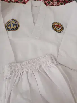 Di jual baju taekwondo