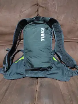 Tas Sepeda Hiking Running Second Thule vital 6 bike