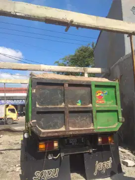 PASIR PUTIH BANGKA BELITUNG SATU DUMPTRUK