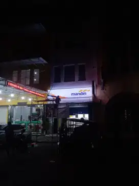 neon box reklame promo besar