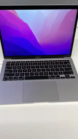 Kredit Macbook Air M2 2022 13in dengan Homecredit!!