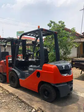 Toyota forklift 2,5 ton murah