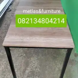 Meja lipat baut ukuran 120x45x75cm