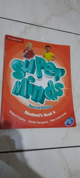 Super Minds book 4