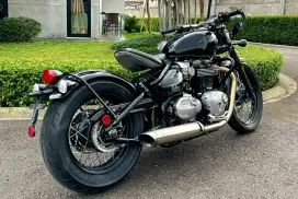 Triumph Bonneville Bobber 2018 FP  mirip sportster, softail, breakout