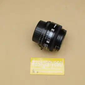 Nikon Nikkor 50mm F1.8 AFD Japan twist lock RARE