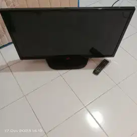 TV LG type  32LN5100 ,monitor masih mulus