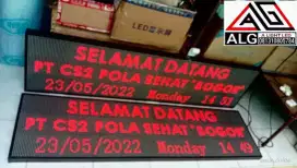 Running text merah ukuran panjang bergaransi