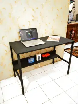Meja komputer gaming besi-kayu