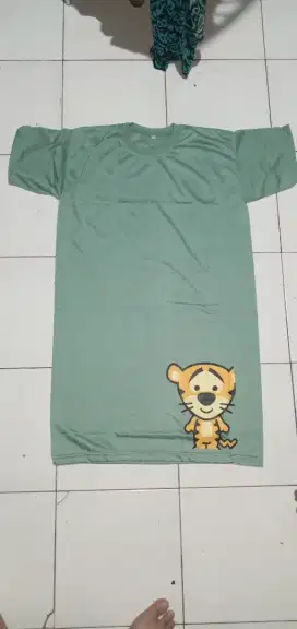 Jual kaos wanita new koleksi winnie the pooh