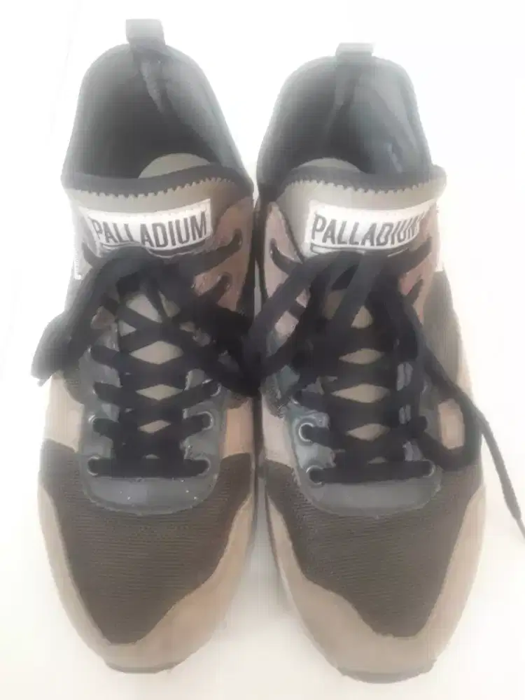 Sepatu Palladium Original