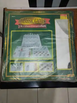 Dijual Papan Catur Bahan Kaca