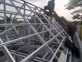 Pasang Atap Baja Ringan