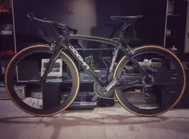 Jual pinarello Dogma think 651 ori no acm
