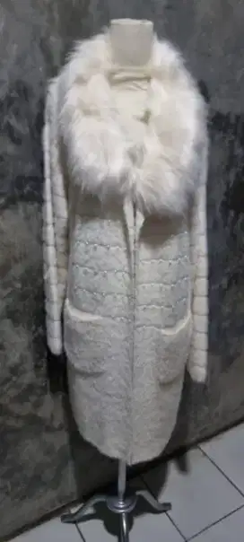 Sweater bulu musang