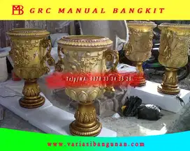 Piala Pahat Warna Emas