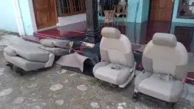 Salon mobil panggilan.bisa tanya2 dulu kondisi mobilnya