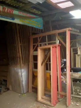 KUSEN PINTU / KUSEN JENDELA