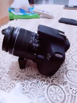 JUAL KAMERA 1200 D merk CANON