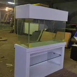 Cabinet aquarium