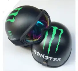 LIMITED EDITION: Helm Retro Bogo & Kacamata