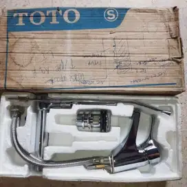 TOTO KERAN AIR PANAS DINGIN SINGLE LEVER MONOBLOC BASIN MIXER ORIGINAL