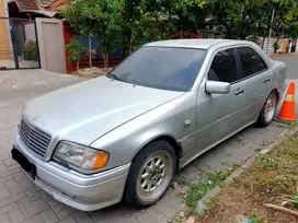 Mercedes-Benz C180 1996 Bensin