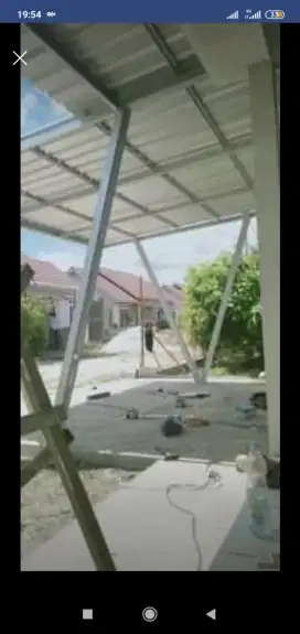 Terima pemasangan canopi
