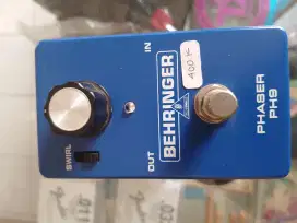 Efek Gitar/Bass Behringer Phaser PH9