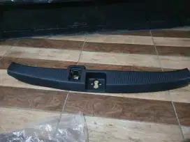 Panel lining bawah pintu belakang honda freed