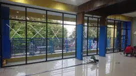 PROMO Pintu Kaca Tempered Frameless Partisi Jendela Aluminium Jogja