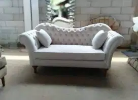 Sofa kancing cantik