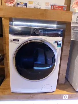 Cash / Kredit Mesin Cuci Front Loading Electrolux EWF1141R9WB