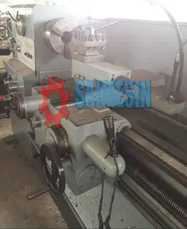 MESIN BUBUT C6256A 2 meter