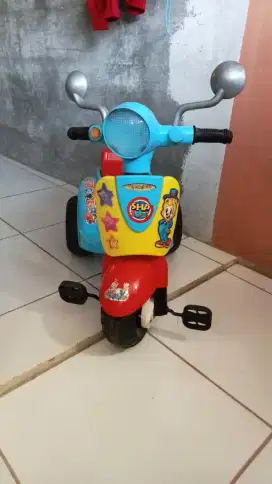 jual sepeda anak model vespa