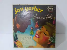 Vinyl Turntable 12 inch 33 1/2 RPM
Jan Garber Sweet and Lovely