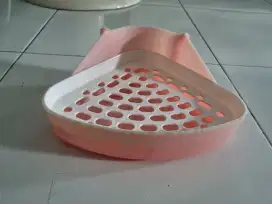 Toilet tray tempat kencing kelinci, kucing