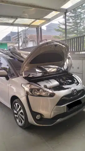 Toyota Sienta 2019 Bensin