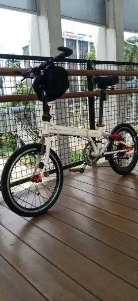 Dahon Archer Putih