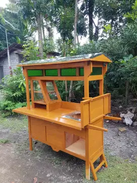 Gerobak bakso, mie ayam dan angkringan