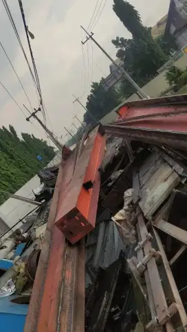 Menerima/Beli besi tua