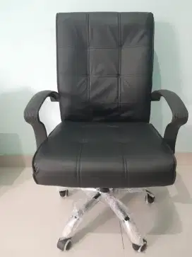 KURSI DIREKTUR BELAJAR MANAJER KANTOR OFFICE CHAIR KULIT SINTETIS