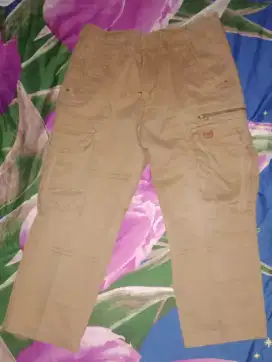 Celana cargo size 28 dan 29