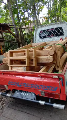 Kusen kayu jati