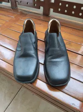 Sepatu merk varlentte