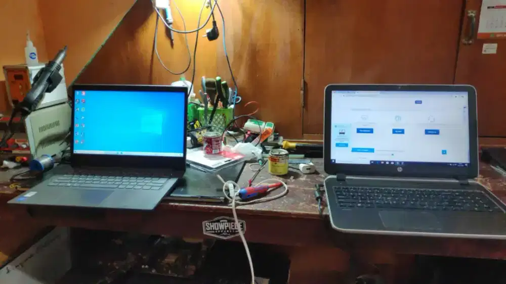 Di beli laptop bekas segala kondisi