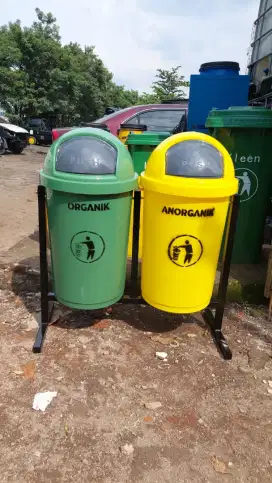 Tong Sampah plastik