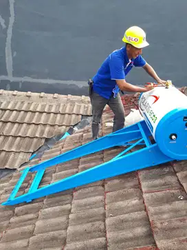 water heater /pemanas air tenaga matahari